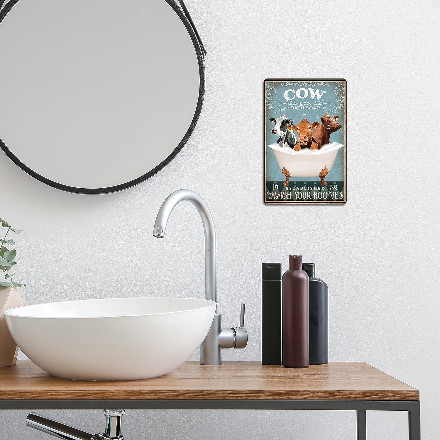 Funny Cow Bathtub Decor - Cow Accessories Farm Decor Signs Wall Art Poster Retro Bar Home Bathroom Wall Decoration 8X12 Inch